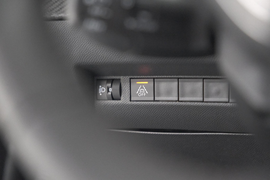 Peugeot 208 PureTech 100 Allure Pack | Camera | Apple Carplay | Stoelverwarming | Parkeersensoren