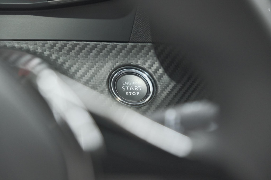 Peugeot 208 PureTech 100 Allure Pack | Camera | Apple Carplay | Stoelverwarming | Parkeersensoren