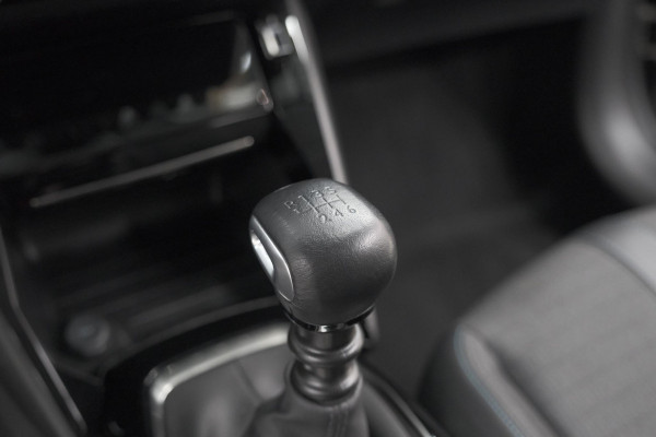 Peugeot 208 PureTech 100 Allure Pack | Camera | Apple Carplay | Stoelverwarming | Parkeersensoren