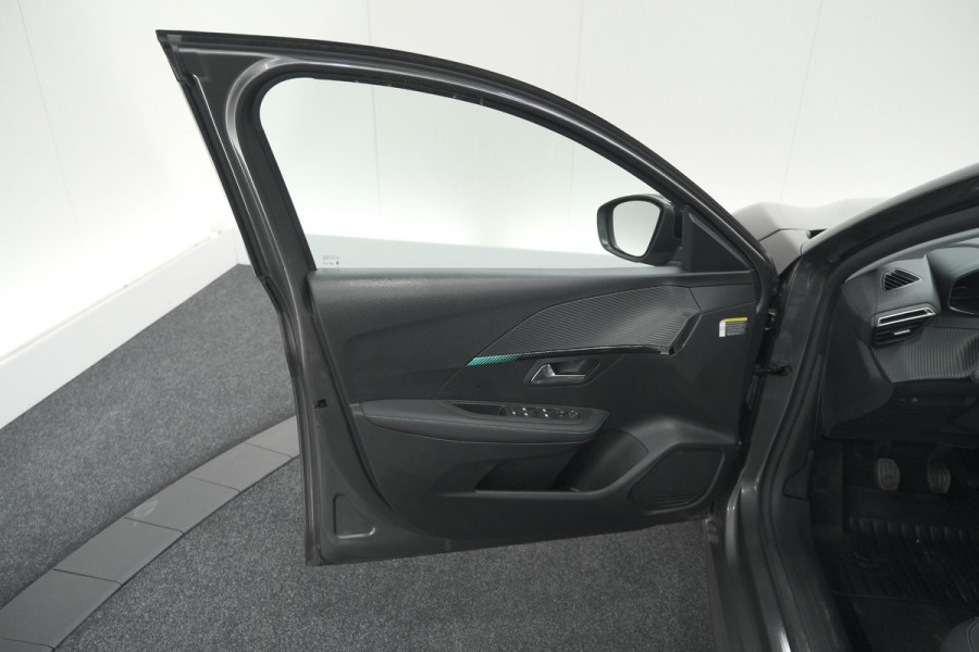 Peugeot 208 PureTech 100 Allure Pack | Camera | Apple Carplay | Stoelverwarming | Parkeersensoren