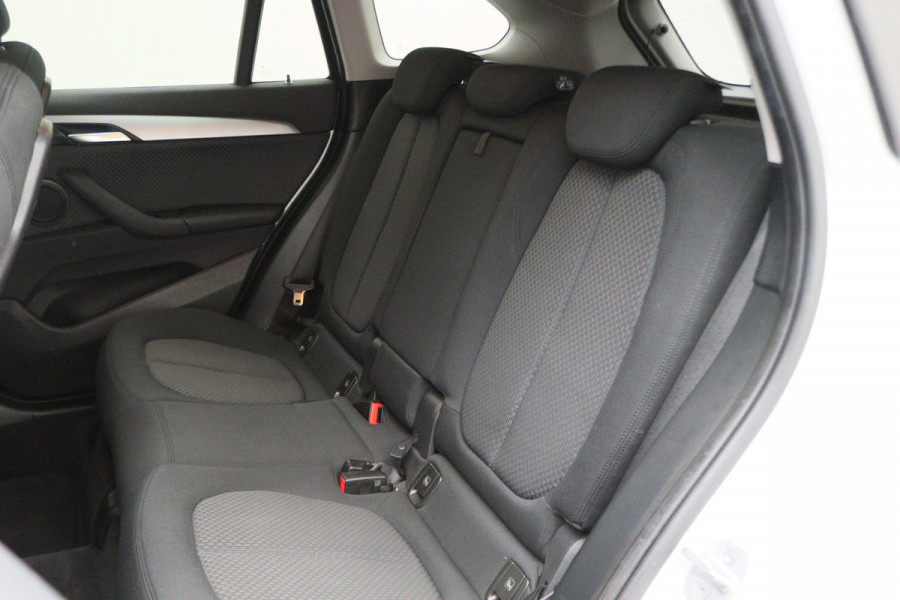 BMW X1 sDrive18i Executive Automaat