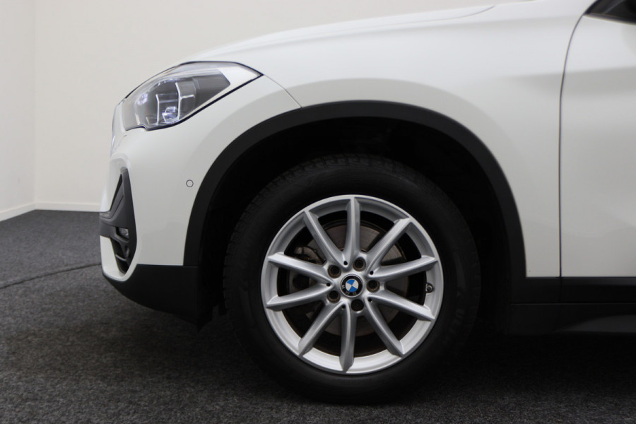 BMW X1 sDrive18i Executive Automaat