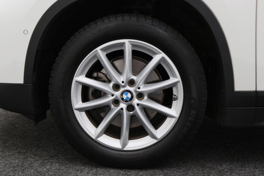 BMW X1 sDrive18i Executive Automaat