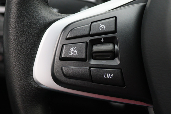 BMW X1 sDrive18i Executive Automaat