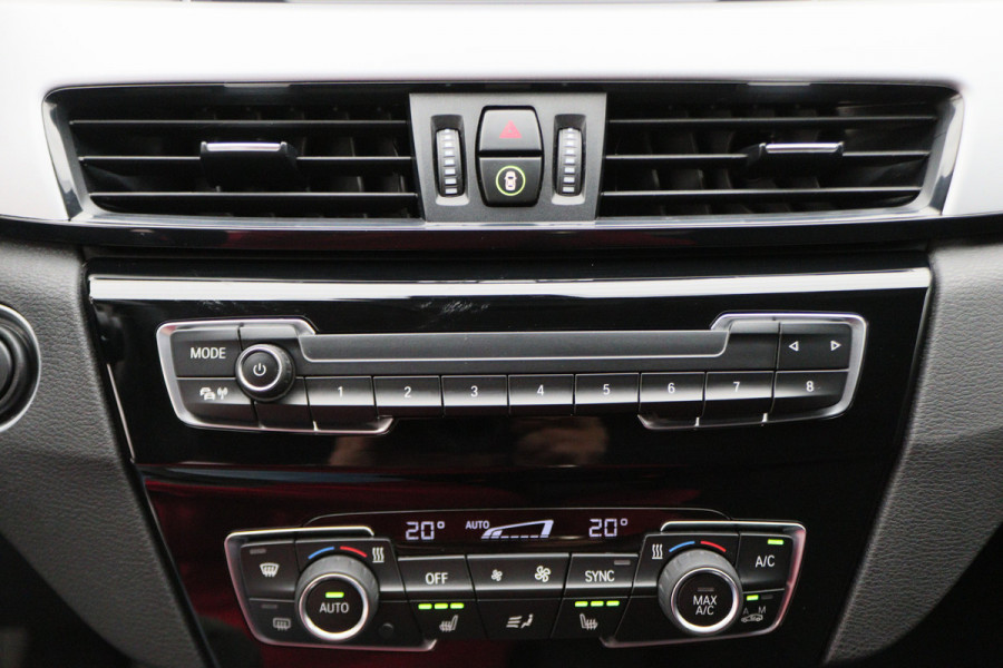 BMW X1 sDrive18i Executive Automaat