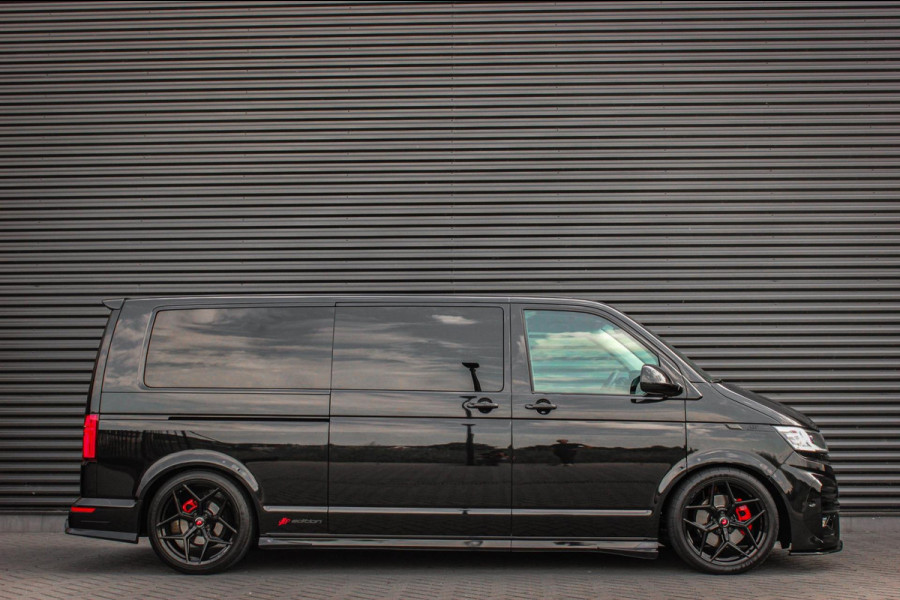 Volkswagen Transporter 2.0 TDI L2H1 30 DC CARAVELLE 204PK LEIGHTONVANS BODYKIT / FULL OPTIONS / LEDEREN BEKLEDING / APPLE CARPLAY