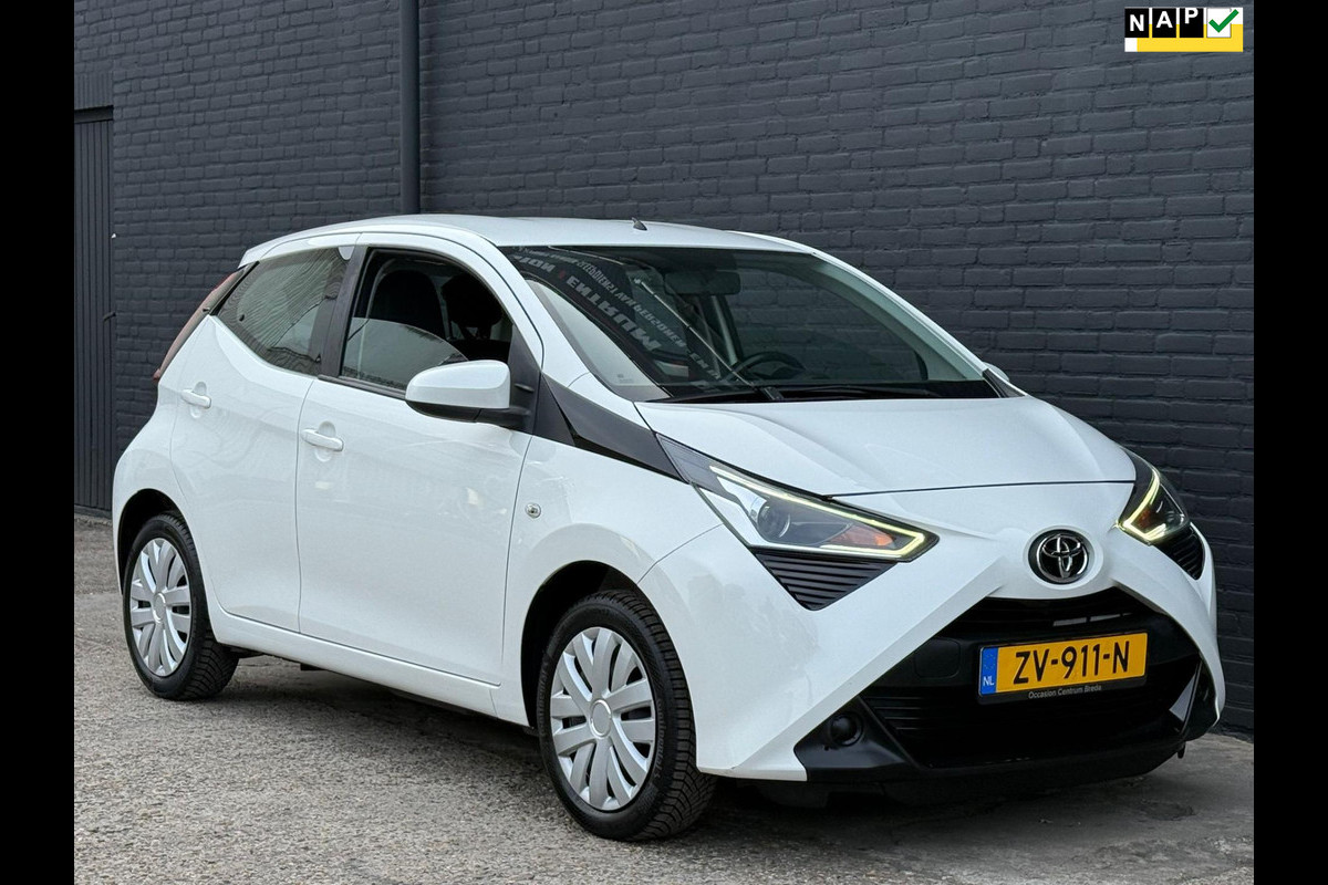 Toyota Aygo 1.0 VVT-i x-play limited| NAVI | PDC | AIRCO | CAMERA | CARPLAY | NWE APK Toyota Aygo 1.0 VVT-i x-play limited| NAVI | PDC | AIRCO | CAMERA | CARPLAY | NWE APK