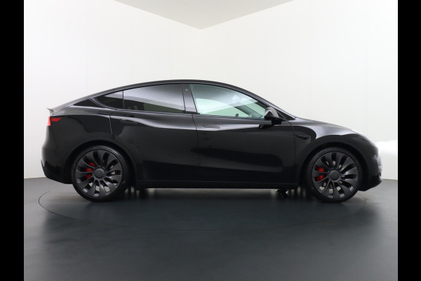 Tesla Model Y Performance AWD 75 kWh VAN: 41.900,- VOOR: 39.330,- UW HERFSTVOORDEEL: 2.570,- TREKHAAK | RIJKLAARPRIJS INCL. TESLA GARANTIE t/m 03-2027/80.000km accu en aandrijflijn t/m 03-2031/192.000km