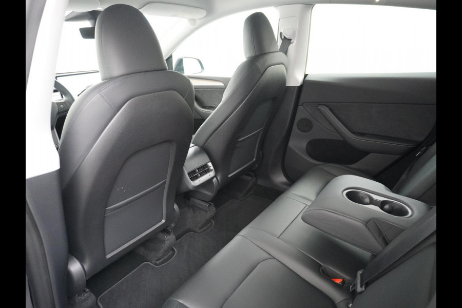 Tesla Model Y Performance AWD 75 kWh VAN: 41.900,- VOOR: 39.330,- UW HERFSTVOORDEEL: 2.570,- TREKHAAK | RIJKLAARPRIJS INCL. TESLA GARANTIE t/m 03-2027/80.000km accu en aandrijflijn t/m 03-2031/192.000km