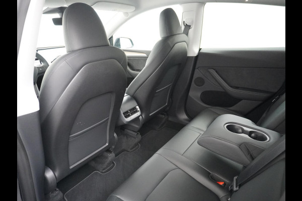 Tesla Model Y Performance AWD 75 kWh VAN: 41.900,- VOOR: 39.330,- UW HERFSTVOORDEEL: 2.570,- TREKHAAK | RIJKLAARPRIJS INCL. TESLA GARANTIE t/m 03-2027/80.000km accu en aandrijflijn t/m 03-2031/192.000km
