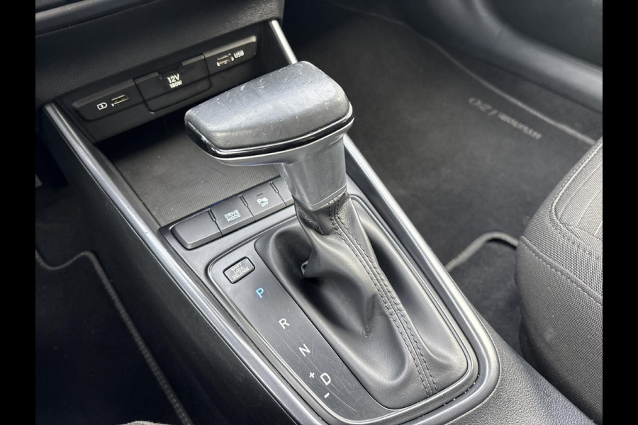 Hyundai i20 1.0 T-GDI Comfort | automaat | zwart dak | Apple Carplay/Android Auto | airco | cruise control | blind-spot