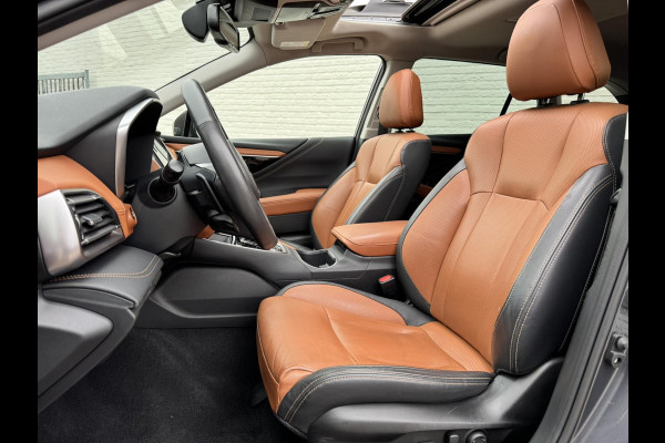 Subaru Outback 2.5i Premium Automaat Adaptive cruise Climate control Stuur-/stoelverwarming voor/achter Schuif-/kanteldak Leer