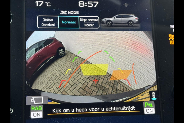 Subaru Outback 2.5i Premium Automaat Adaptive cruise Climate control Stuur-/stoelverwarming voor/achter Schuif-/kanteldak Leer
