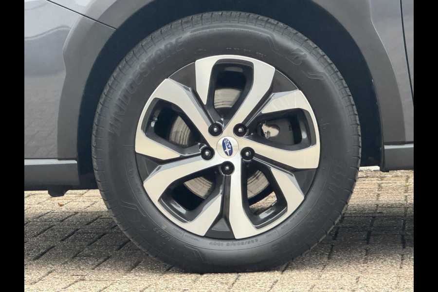 Subaru Outback 2.5i Premium Automaat Adaptive cruise Climate control Stuur-/stoelverwarming voor/achter Schuif-/kanteldak Leer