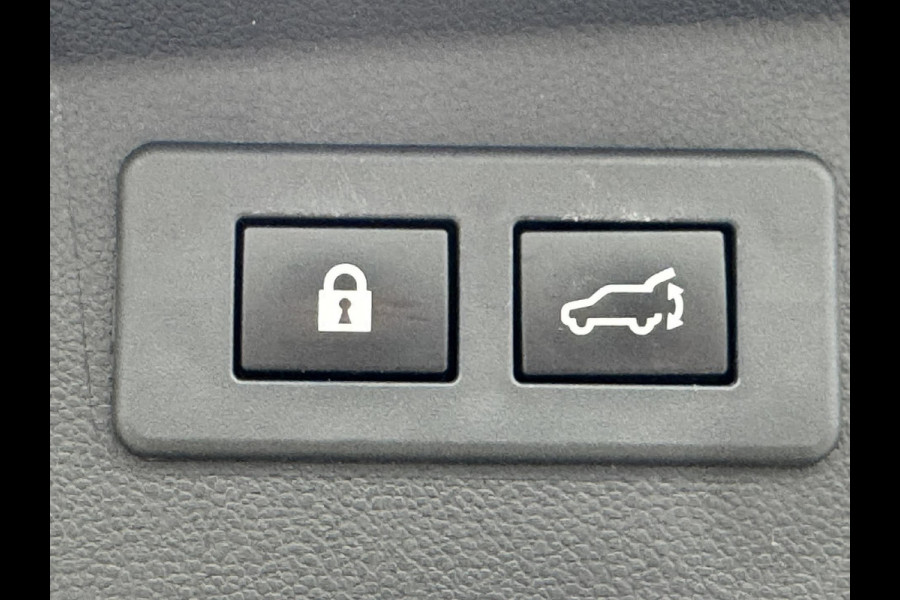 Subaru Outback 2.5i Premium Automaat Adaptive cruise Climate control Stuur-/stoelverwarming voor/achter Schuif-/kanteldak Leer
