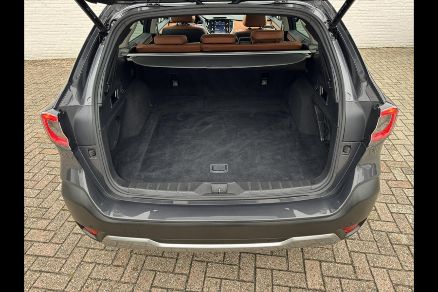 Subaru Outback 2.5i Premium Automaat Adaptive cruise Climate control Stuur-/stoelverwarming voor/achter Schuif-/kanteldak Leer