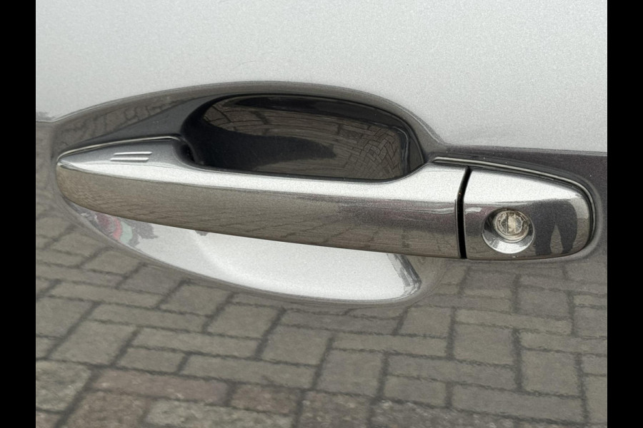 Subaru Outback 2.5i Premium Automaat Adaptive cruise Climate control Stuur-/stoelverwarming voor/achter Schuif-/kanteldak Leer