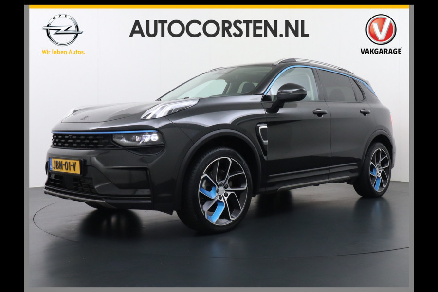 Lynk & Co 01 1.5 PHEV AUT-7 261pk Pano-Schuif-K-dak 20" 360°Camera Apple Carplay Android Auto Adaptive-Cruise Navi Pdc Ecc Keyless Led Plug-I Elek.Memory.Stoel File assistent Dodehoek detector Elektrisch bedienbare achterklep Rijstrooksensor Wifi Verkeersbord detectie 425Nm koppel 3,7kw laadvermogen A-label Euro 6 Hybride Benzine/Elektrisch rijden tot ca.69km 1.800kg trekvermogen