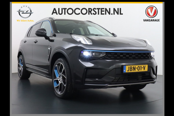 Lynk & Co 01 1.5 PHEV AUT-7 261pk Pano-Schuif-K-dak 20" 360°Camera Apple Carplay Android Auto Adaptive-Cruise Navi Pdc Ecc Keyless Led Plug-I Elek.Memory.Stoel File assistent Dodehoek detector Elektrisch bedienbare achterklep Rijstrooksensor Wifi Verkeersbord detectie 425Nm koppel 3,7kw laadvermogen A-label Euro 6 Hybride Benzine/Elektrisch rijden tot ca.69km 1.800kg trekvermogen