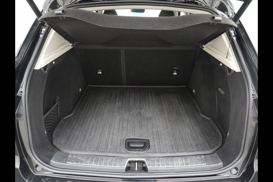Lynk & Co 01 1.5 PHEV AUT-7 261pk Pano-Schuif-K-dak 20" 360°Camera Apple Carplay Android Auto Adaptive-Cruise Navi Pdc Ecc Keyless Led Plug-I Elek.Memory.Stoel File assistent Dodehoek detector Elektrisch bedienbare achterklep Rijstrooksensor Wifi Verkeersbord detectie 425Nm koppel 3,7kw laadvermogen A-label Euro 6 Hybride Benzine/Elektrisch rijden tot ca.69km 1.800kg trekvermogen