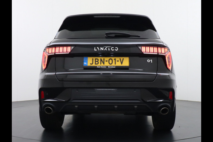 Lynk & Co 01 1.5 PHEV AUT-7 261pk Pano-Schuif-K-dak 20" 360°Camera Apple Carplay Android Auto Adaptive-Cruise Navi Pdc Ecc Keyless Led Plug-I Elek.Memory.Stoel File assistent Dodehoek detector Elektrisch bedienbare achterklep Rijstrooksensor Wifi Verkeersbord detectie 425Nm koppel 3,7kw laadvermogen A-label Euro 6 Hybride Benzine/Elektrisch rijden tot ca.69km 1.800kg trekvermogen