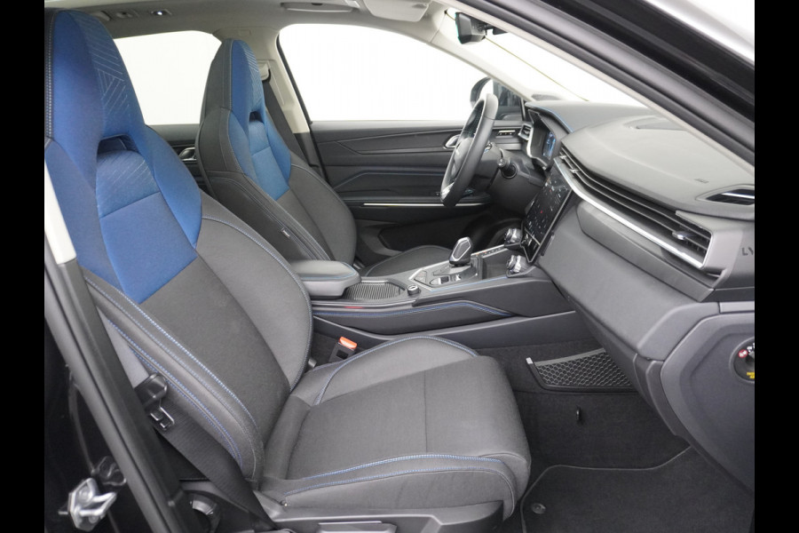 Lynk & Co 01 1.5 PHEV AUT-7 261pk Pano-Schuif-K-dak 20" 360°Camera Apple Carplay Android Auto Adaptive-Cruise Navi Pdc Ecc Keyless Led Plug-I Elek.Memory.Stoel File assistent Dodehoek detector Elektrisch bedienbare achterklep Rijstrooksensor Wifi Verkeersbord detectie 425Nm koppel 3,7kw laadvermogen A-label Euro 6 Hybride Benzine/Elektrisch rijden tot ca.69km 1.800kg trekvermogen
