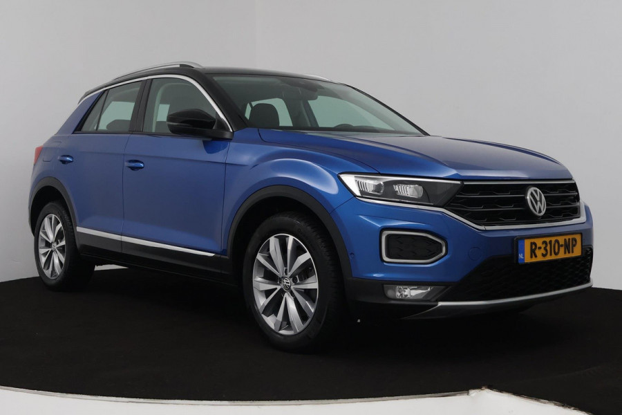 Volkswagen T-Roc 1.5 TSI Sport (NAVIGATIE, CLIMA, PARKEERSENSOREN, STOELVERWARMING, GOED ONDERHOUDEN)