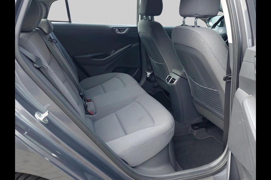 Hyundai IONIQ 1.6 GDi Comfort - Plus Automaat | afn. Trekhaak | Navigatie