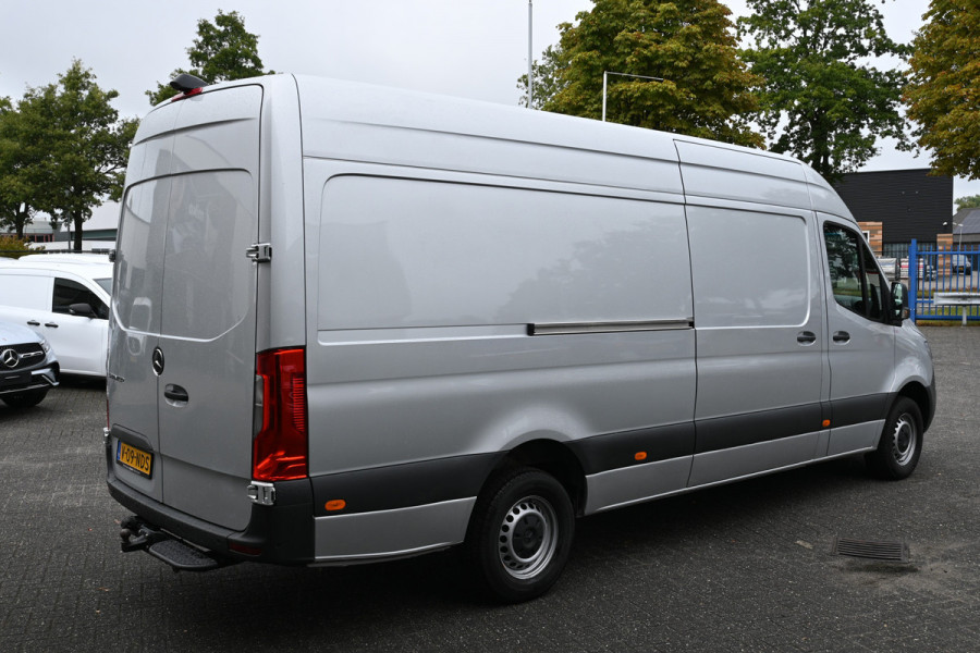 Mercedes-Benz Sprinter 317 CDI L3H2 3500 kg Trekhaak, Geveerde stoel, MBUX navigatie met camera