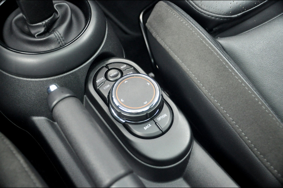MINI Mini 1.5 Cooper Chili Automaat | Panoramadak | LED | Apple CarPlay