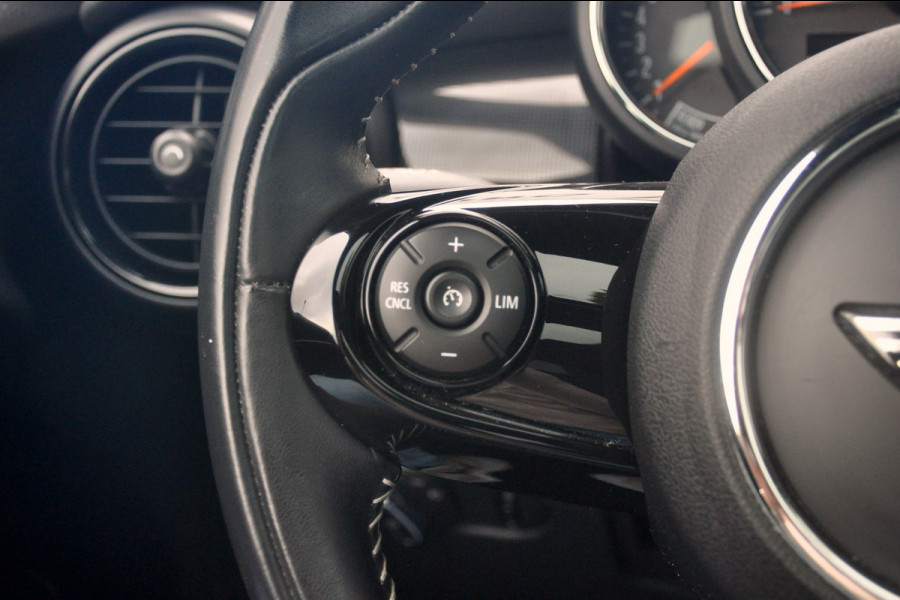 MINI Mini 1.5 Cooper Chili Automaat | Panoramadak | LED | Apple CarPlay