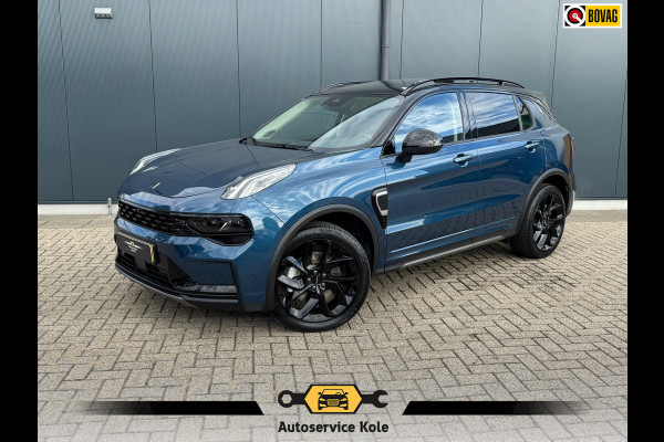 Lynk & Co 01 1.5 Black Edition * Panorama * Navigatie * Camera * Side Assist *