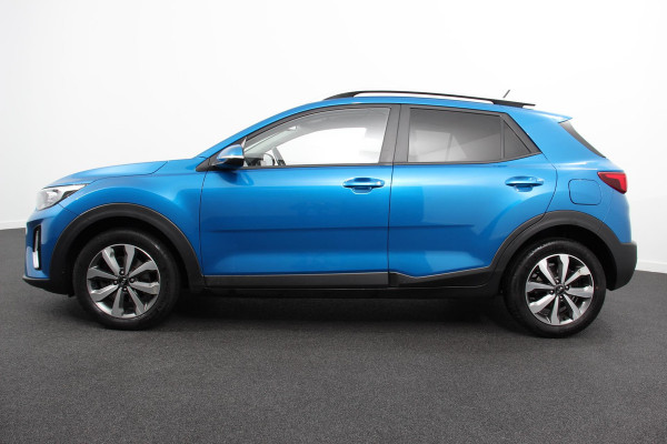 Kia Stonic 1.0 T-GDi 120pk DCT Prestige | Navigatie | Apple Carplay/Android Auto | Parkeersensor achter | Camera | Adaptive Cruise Control | Stoel-en stuurverwarming | Getinte ramen | Climatronic