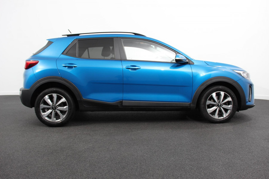 Kia Stonic 1.0 T-GDi 120pk DCT Prestige | Navigatie | Apple Carplay/Android Auto | Parkeersensor achter | Camera | Adaptive Cruise Control | Stoel-en stuurverwarming | Getinte ramen | Climatronic