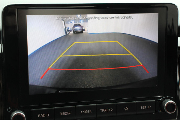 Kia Stonic 1.0 T-GDi 120pk DCT Prestige | Navigatie | Apple Carplay/Android Auto | Parkeersensor achter | Camera | Adaptive Cruise Control | Stoel-en stuurverwarming | Getinte ramen | Climatronic