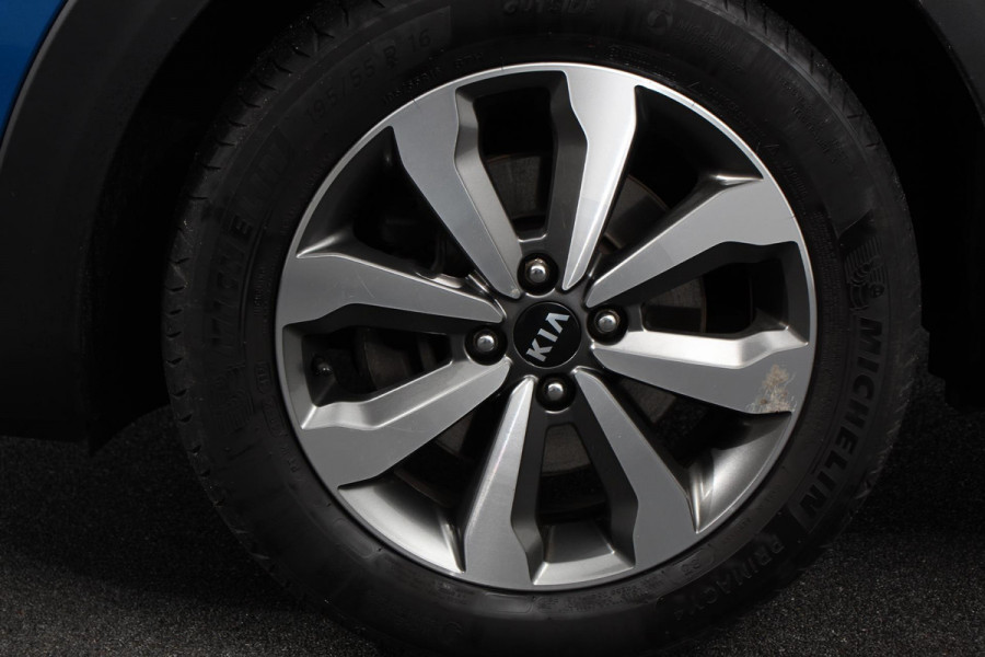 Kia Stonic 1.0 T-GDi 120pk DCT Prestige | Navigatie | Apple Carplay/Android Auto | Parkeersensor achter | Camera | Adaptive Cruise Control | Stoel-en stuurverwarming | Getinte ramen | Climatronic