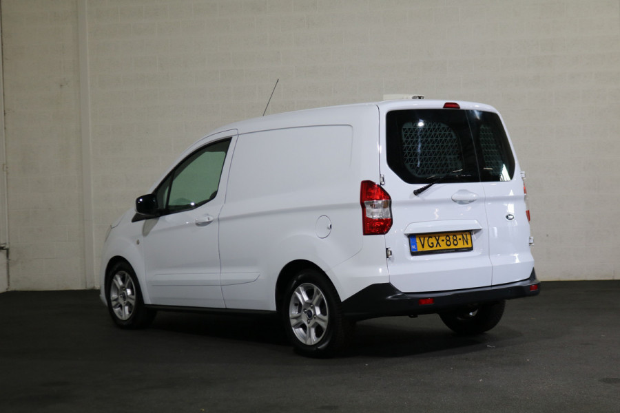 Ford Transit Courier 1.5 TDCI 100pk Limited Airco Navigatie Camera