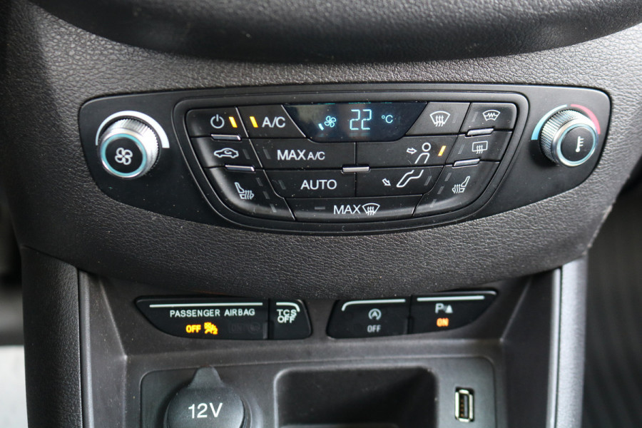 Ford Transit Courier 1.5 TDCI 100pk Limited Airco Navigatie Camera