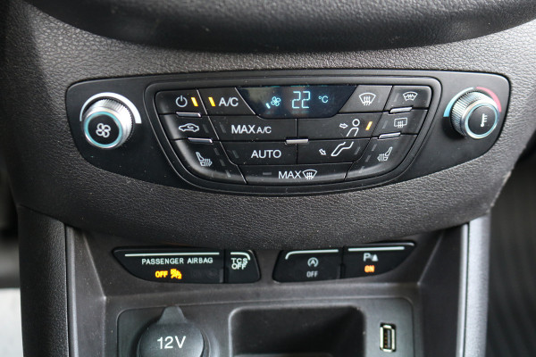 Ford Transit Courier 1.5 TDCI 100pk Limited Airco Navigatie Camera