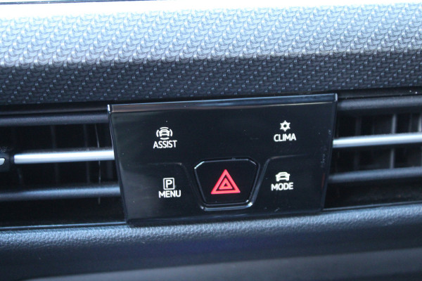 Volkswagen Golf 2.0 TSI 320pk R 4Motion DSG7 Clima Cruise Navi Camera Panoramadak HUD Akrapovic