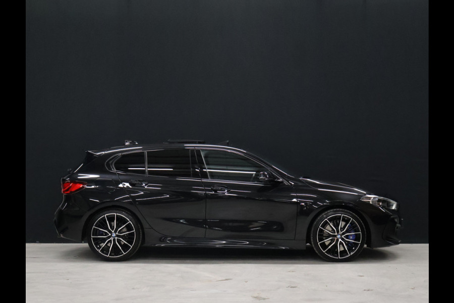 BMW 1-serie 118i M-Sport High Executive Edition [M-CONTOURSTOEL, SCHUIFKANTELDAK, HARMAN KARDON, M-SPOILER, STOELVERWARMING, M-SPORT STEERING, NIEUWSTAAT]