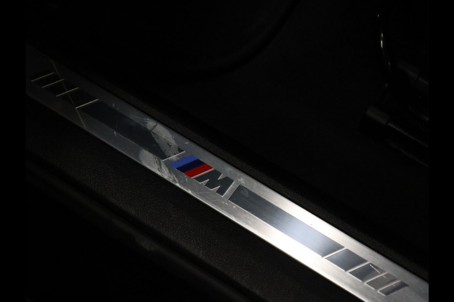 BMW 1-serie 118i M-Sport High Executive Edition [M-CONTOURSTOEL, SCHUIFKANTELDAK, HARMAN KARDON, M-SPOILER, STOELVERWARMING, M-SPORT STEERING, NIEUWSTAAT]