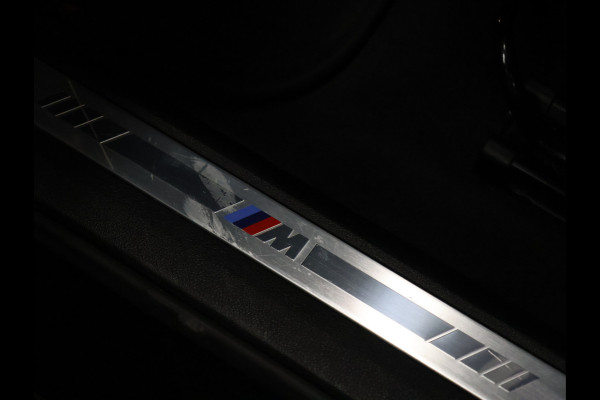 BMW 1-serie 118i M-Sport High Executive Edition [M-CONTOURSTOEL, SCHUIFKANTELDAK, HARMAN KARDON, M-SPOILER, STOELVERWARMING, M-SPORT STEERING, NIEUWSTAAT]