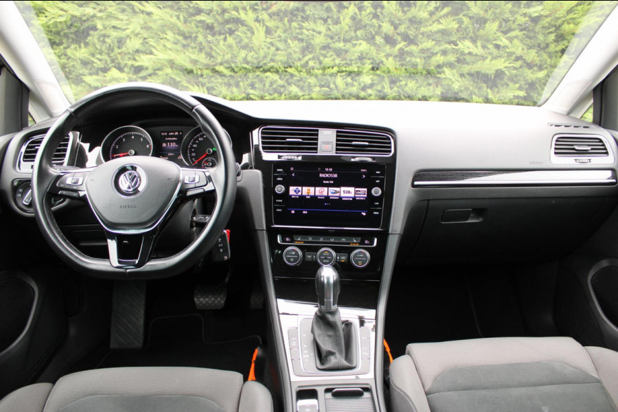Volkswagen GOLF Variant 1.5 TSI Highline Business R-Line Automaat !!NIEUWBINNEN!!