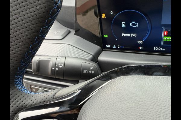 Ford Transit Custom 320 2.5 PHEV L2H1 MS-RT DC | SCI | 233pk | | Dubbele Cabine | Dubbele zijschuifdeur | Inklapbare trekhaak | Navigatie systeem | Adaptieve LED koplampen met verblindingsvrij grootlicht | Bekleding zijwand en achterdeuren (volledig)