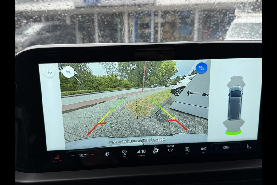 Ford Transit Custom 320 2.5 PHEV L2H1 MS-RT DC | SCI | 233pk | | Dubbele Cabine | Dubbele zijschuifdeur | Inklapbare trekhaak | Navigatie systeem | Adaptieve LED koplampen met verblindingsvrij grootlicht | Bekleding zijwand en achterdeuren (volledig)
