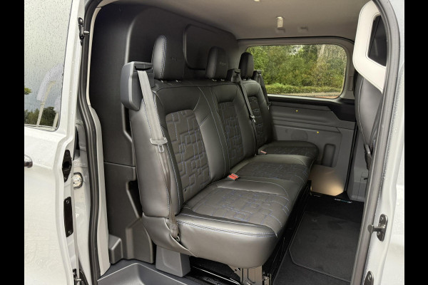 Ford Transit Custom 320 2.5 PHEV L2H1 MS-RT DC | SCI | 233pk | | Dubbele Cabine | Dubbele zijschuifdeur | Inklapbare trekhaak | Navigatie systeem | Adaptieve LED koplampen met verblindingsvrij grootlicht | Bekleding zijwand en achterdeuren (volledig)