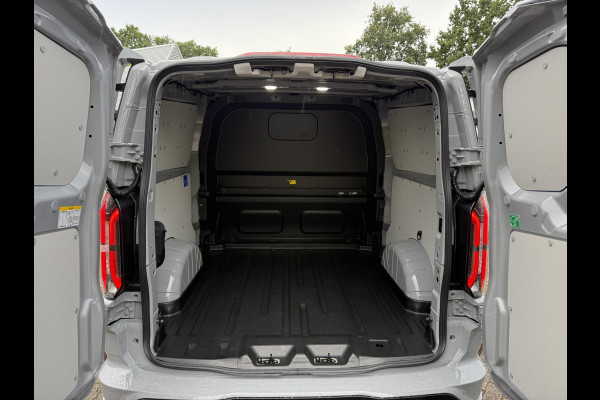 Ford Transit Custom 320 2.5 PHEV L2H1 MS-RT DC | SCI | 233pk | | Dubbele Cabine | Dubbele zijschuifdeur | Inklapbare trekhaak | Navigatie systeem | Adaptieve LED koplampen met verblindingsvrij grootlicht | Bekleding zijwand en achterdeuren (volledig)