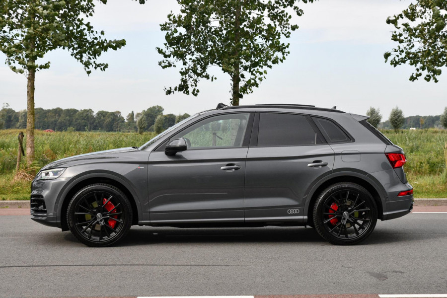 Audi Q5 55 TFSI e quattro Competition 3x S-Line. Luchtv, Massage, Pano, ACC, 360, B&O, Trekh, Keyless, Matrix, CarPlay, Sfeer!
