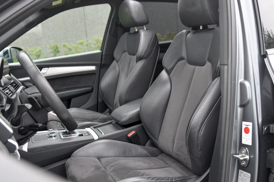 Audi Q5 55 TFSI e quattro Competition 3x S-Line. Luchtv, Massage, Pano, ACC, 360, B&O, Trekh, Keyless, Matrix, CarPlay, Sfeer!